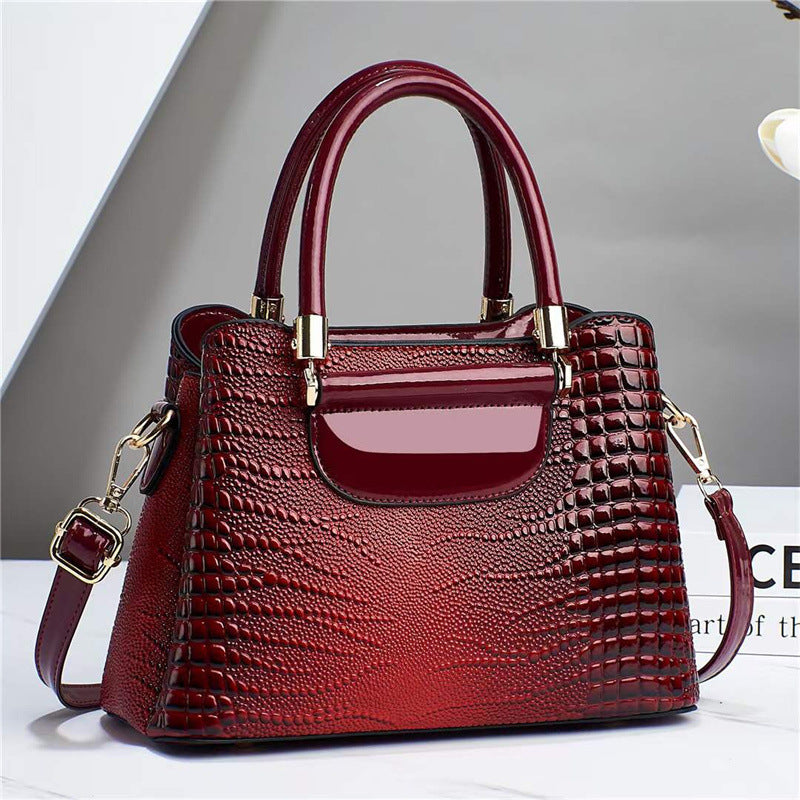 Women's bag 2023 new texture crocodile handbag Europe and the United States fashion large capacity single shoulder crossbody bag