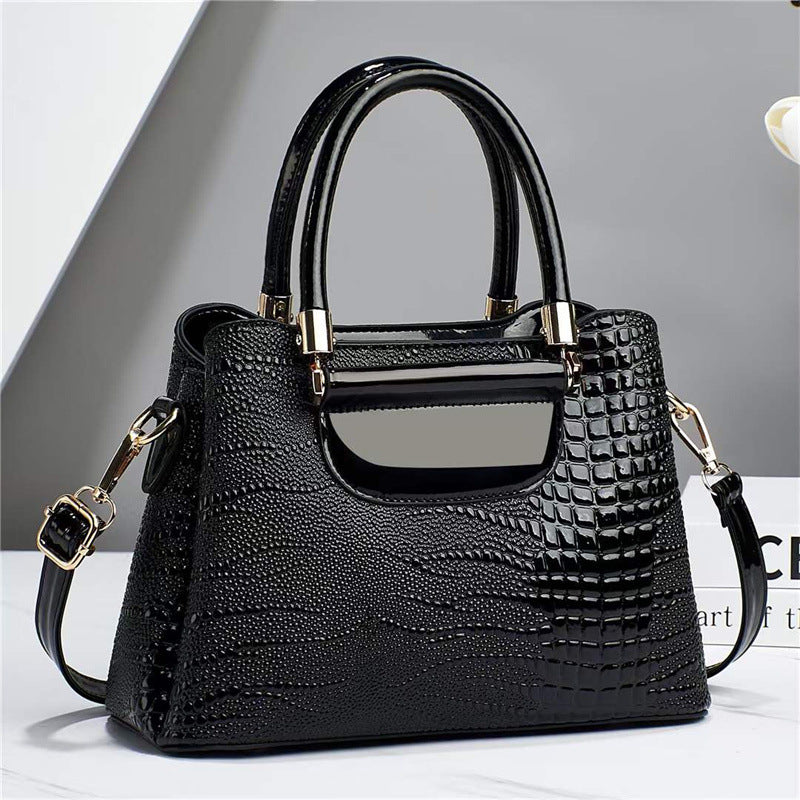 Women's bag 2023 new texture crocodile handbag Europe and the United States fashion large capacity single shoulder crossbody bag