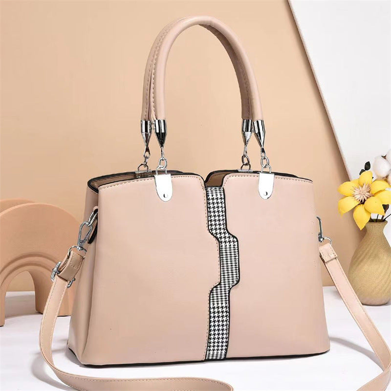 Women's bags spring and summer new ladies large capacity European and American style fashion shoulder bag classic temperament and versatile handbag